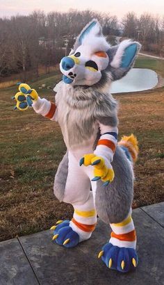 Halloween Fursuit, Goat Fursuit, Fursuits For Sale, Pretty Fursuits, Unique Fursuits, Fursuit Tutorial, Movie Bloopers, Fursuit Ideas, Fur Suits