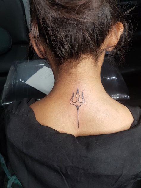 Tattoo for women's back... Shiva Tatoos Design, Shiva Tatoos, Simple Trishul Tattoo Designs, Tatoos Design, Trishul Tattoo Designs, Shiva Tattoo, Lotus Flower Tattoo, Shiva, Tattoos For Women