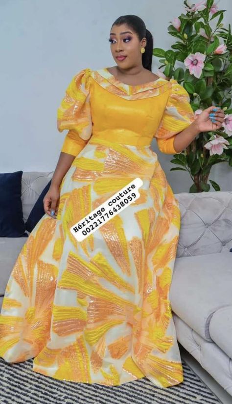 Damask Gown Styles For Women, Brocade Dress Modern, Boubou Styles For Women, Afrocentric Fashion, Long African Dresses, African Print Dress Ankara, Short African Dresses, Best African Dresses, Lace Gown Styles