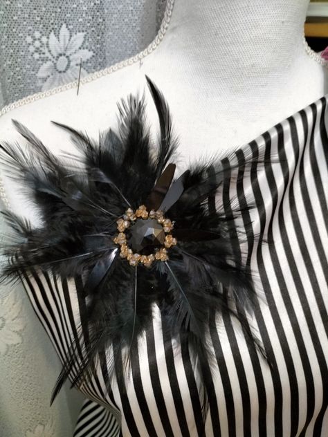 Black feather brooch Feather Brooch, Fabric Feathers, Fabric Brooch, Black Feathers, Fabric Flowers, Brooches, Feathers, Flowers, Fabric