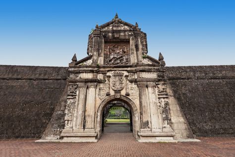 Manila Fort Santiago, Rizal Park, Famous Architecture, Budget Travel Destinations, Walled City, Haunted Places, Tourist Spots, National Museum, The Philippines