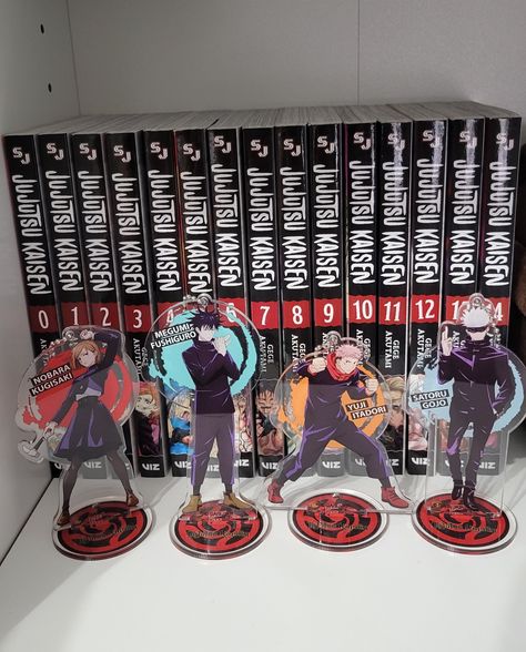 Jujutsu Kaisen Manga Collection, Libreria Aesthetic, Mixed Aesthetic, Manga Shelf, Anime Bedroom Ideas, Manga Box Sets, Anime Bedroom, Jujutsu Kaisen Manga, Anime Room