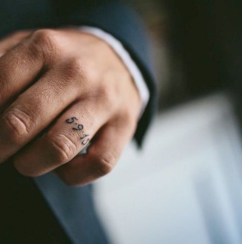 Wedding Ring Tattoo For Men, Finger Tattoos For Couples, Band Tattoos For Men, Husband Tattoo, Wedding Band Tattoo, Ring Tattoo, Wedding Ring Tattoo, Date Tattoos, Tattoo Wedding Rings