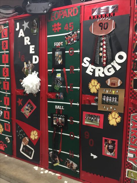 Football Locker Decorations High School Homecoming, Playoff Locker Room Decorations, Locker Decorations For Homecoming, Decorated Football Lockers, Varsity Football Locker Decorations, Senior Locker Decorations Football, Football Locker Decorations Ideas, Locker Decorations For Sports Football, Decorating Football Players Lockers