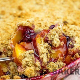 Summer Fruit Crisp - The Midnight Baker Mixed Fruit Crisp Recipe, Mixed Fruit Crisp, Fruit Crisps And Cobblers, Peach Oatmeal Crisp, Peach Berry Crisp, Peach Blueberry Crisp, Blueberry Crisp Recipe, Fruit Crisp Recipe, Peach Oatmeal