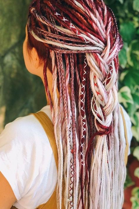 #ReggaeHair， #kralerhair, #Dreadlock, #dreadlocksextensions, #syntheticdreadshair, #dreadshair Synthetic Dreads Hairstyles, White Girl Dreads, Ash Blond, Dreadlocks Extensions, Blond Ombre, Viking Hair, Hippie Hair, Synthetic Dreadlocks, Dreadlock Extensions