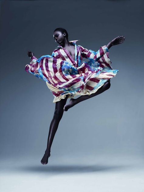 action photography...inspiration for catalog content? American Flag Dress, Team America, Flag Dress, Style Bleu, African Prints, Holiday Prints, Catherine Malandrino, Dance Photography, African Print