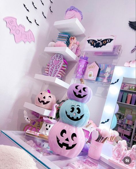 Cutest Apartment, Pastel Goth Room, Makeup Mafia, Monster High Bedroom, Goth Interior, Pastel Goth Decor, Goth Bedroom, Ghost Decor, Pastel Bedroom