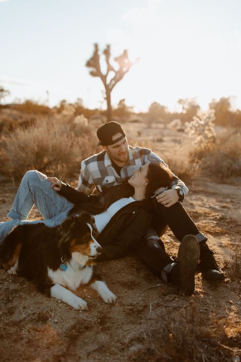 Laid Back Couples Photoshoot, Superstition Mountains Photoshoot, Desert Couple Photoshoot, Mountains Photoshoot, Joshua Tree Photography, Joshua Tree Sunset, Aesthetic Desert, Grunge Photoshoot, Dogs Ideas