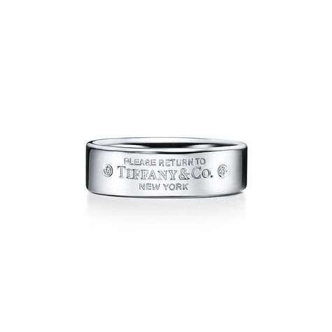 Tiffany Hardwear, Rings Signet, Tiffany Key, Tiffany Rings, Engagement Rings Couple, Return To Tiffany, International Jewelry, Women's Rings, Tiffany Jewelry