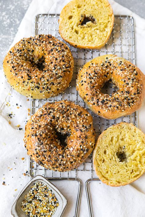 These High-Protein Egg Bagels get their yellow color from egg yolks, which also make them extra fluffy. They’re so easy, too—no boiling or yeast required. Simply mix with yogurt and bake or air fry! #highproteinbreakfast #breakfast #eggs #bagel #healthyrecipes #weightwatchersbreakfast Egg Bagel Recipe, Egg Bagels, Healthy Bagel, Egg Bagel, Bagel Toppings, Weight Watchers Breakfast, Bagel Recipe, High Protein Breakfast, Egg Yolks