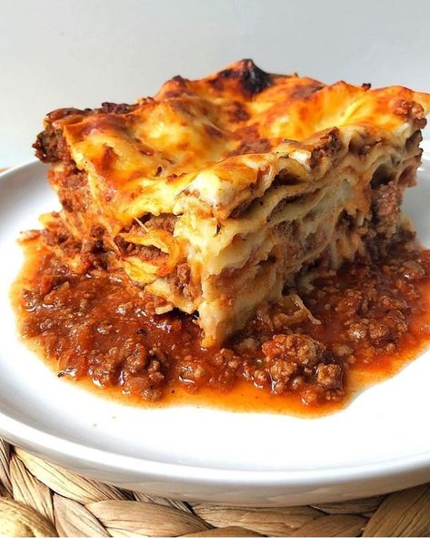 Lasagna Aesthetic, Food Astethic, Delicacy Food, Healthy Food Motivation, Yummy Comfort Food, Fair Food Recipes, Food Is Fuel, Food Obsession, Healthy Snacks Recipes