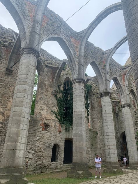 #aesthetic #sweden #building #aestheticbuilding #visby #gotland #swedishsummer #scandinavian #scandinaviansummer #nordic #summeraesthetic Sweden Aesthetic, Aesthetic Building, Scandinavian Aesthetic, Wood Elf, Epic Story, Aesthetic Colors, Brooklyn Bridge, Summer Aesthetic, Sweden