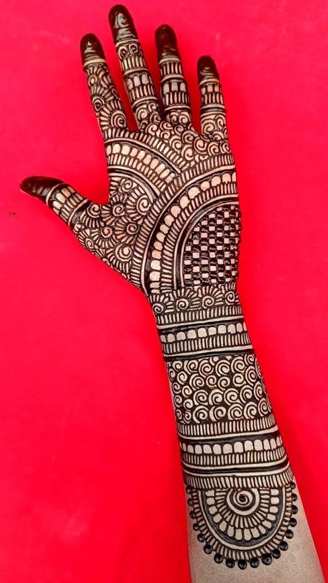 Simple Arabic Mehndi, Palm Mehndi Design, Simple Mehendi Designs, Simple Arabic Mehndi Designs, Full Hand Mehndi, Mehndi Designs For Kids, Very Simple Mehndi Designs, Simple Mehndi Designs Fingers, Pretty Henna Designs