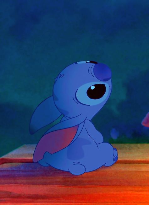 stitch es un dibujo animado e DISNEY es muy divertido y sobre todo me gusta mucho Disney Amor, Disney Mignon, Stitch Quote, Lilo Y Stitch, Wallpaper Disney, Stitch Drawing, Karakter Disney, Lilo Et Stitch, Cute Stitch