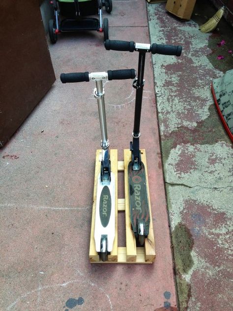 Razor Scooter Stand from recycled IKEA bed frame (measurements avail. so scrap wood can be subbed as well) Hemnes Drawers, Scooter Stand, Ikea Bed Frames, Scooter Storage, Razor Scooter, Diy Storage Shed, Support Velo, Garage Organization Diy, Ikea Bed