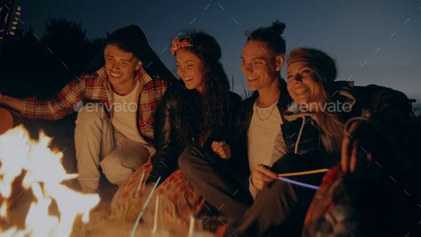 Bonfire Friends, Singing Inspiration, Women Singing, Campfire Song, Singing Together, Summer Bonfire, Campfire Songs, Woman Singing, Best Car Insurance