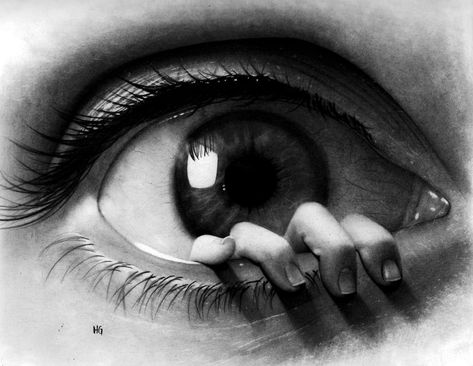 Yes, I'm An Artist. No, I Won't Let You See My Art. #art #inspiration #truth Creepy Eyes, Realistic Eye Drawing, Eye Sketch, Realistic Eye, Lipstick Art, Eye Photography, Surrealism Painting, Art Pencil, Eye Tattoo