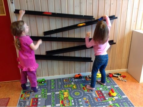 We can make a difference!: Car track! Wall Track For Cars, Car Track On Wall, Wall Race Track, Wall Car Track, Car Bunk Bed, Car Bed Aesthetic, Car Bedroom Ideas, Car Playroom, Car Bedroom Decor