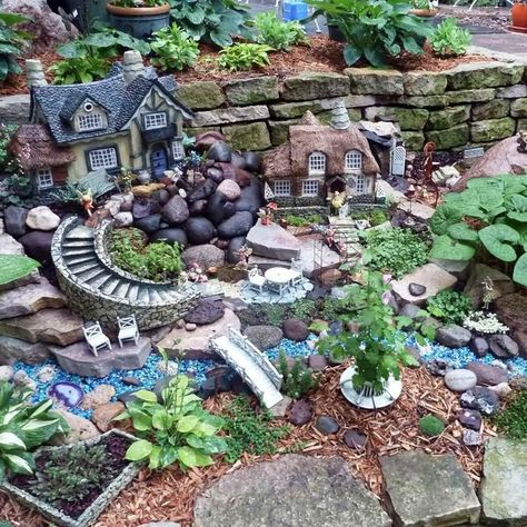 DIY Fairy Gardens: 15 Breathtaking Ideas | The Family Handyman Large Fairy Garden, Diy Fairy Garden Ideas, Garden Huts, Fairy Garden Containers, Fairy Garden Pots, Fairytale Garden, Faerie Garden, Diy Fairy Garden, Fairy Tree Houses