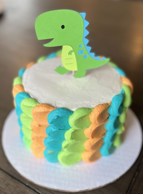 Dinosaur Birthday Smash Cake, Dino Smash Cake 1st Birthdays, Dinosaur Smash Cake 1st Birthdays, Dinosaur 1st Birthday Cake, Dino Smash Cake, Simple 1st Birthday Party Boy, Diy Dinosaur Cake, Cake Dino, Easy Kids Birthday Cakes