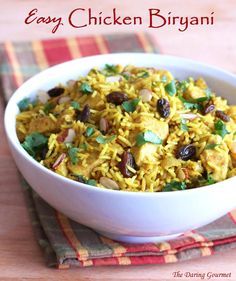 chicken biryani recipe easy Indian fast curry raisins almonds rice basmati simple Uncle Ben's Indian Chicken Biryani, Easy Chicken Biryani Recipe, Easy Biryani Recipe, Daring Gourmet, Rice Basmati, Biryani Rice, Chicken Biryani Recipe, Instant Rice, Chicken Biryani