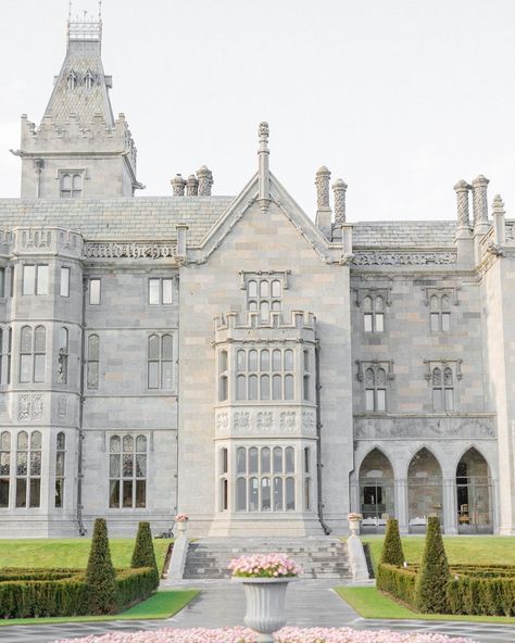 Wooden Manor, Braithwaite Manor, Adare Manor, Medieval Architecture, Mansion Floor Plan, English Tudor, Luxury Hotels, Manor House, Hotels And Resorts