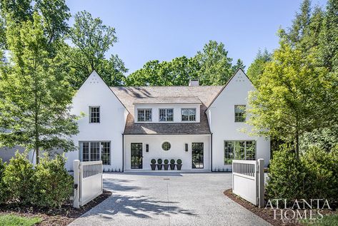 Graceful Beauty | Benecki Homes, Benecki/Cole, Land Plus, Source, Amanda Orr Architects Tuxedo Park, Atlanta Homes And Lifestyles, Tulip Table, Vintage Lounge Chair, Buffet Lamps, Atlanta Homes, Cabinetry Design, Park Homes, Fireplace Wall