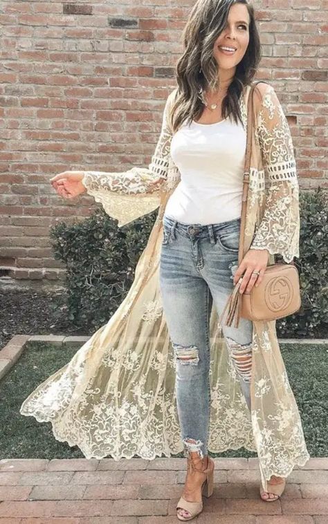 Lace Kimono Outfit, Pretty Kimonos, Looks Adidas, Kimono Outfits, Ethno Style, Kimono Outfit, Mode Kimono, Ankle Braces, Estilo Hippie