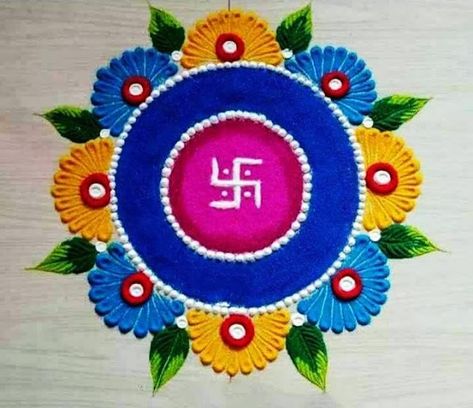 Bhaubij Rangoli Designs, Simple Rangoli Images, Aesthetic Rangoli, Rangoli Images, Simple Rangoli Designs, Happy Holi Images, Thali Decoration, Design Rangoli, Thali Decoration Ideas