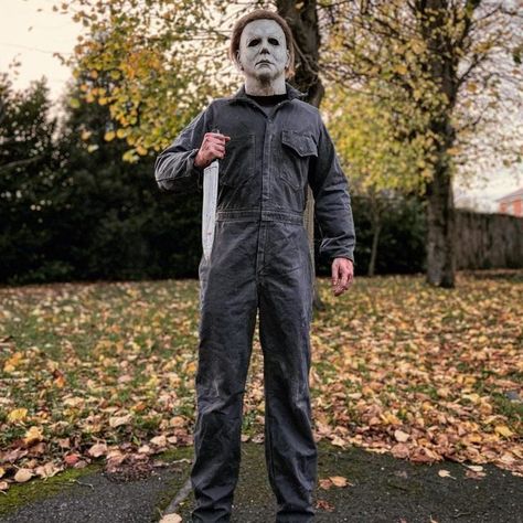 Men's Halloween Costumes, Michael Myers Costume, Diy Adult Halloween Costumes, Easy Costume Ideas, Michael Meyers Halloween, Halloween Costumes For Men, Most Popular Halloween Costumes, Punny Halloween Costumes, Halloween Jason