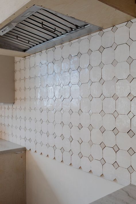 Everything You Need to Know About Zellige Tile — Scout & Nimble Traditional Tile Backsplash Kitchen, Zellige Tile Range Hood, Large Zellige Tile, Zellige Mosaic Tile, Zio And Sons Cle Tile, Casablanca Zia Tile, Tile Up To Ceiling In Kitchen, Square Zellige Tile Bathroom, Zellige Kitchen Tile