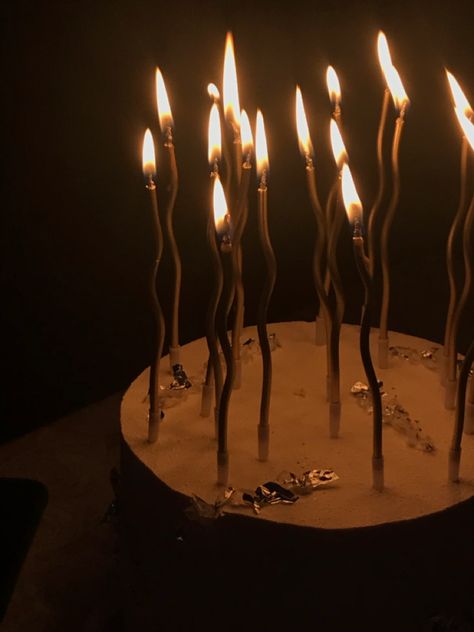 Birthday Cupcakes With Candles, Long Candles Cake, Aesthetic Birthday Candles, Long Candles Aesthetic, Cake With Candles Aesthetic, B Day Themes, Candles Birthday Aesthetic, Birthday Cake Candles Aesthetic, Cake Candles Aesthetic