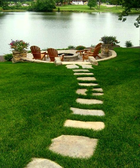 Lake Landscaping, Flagstone Pavers, Patio Pavers, Flagstone Patio, Backyard Landscaping Plans, Alpine Plants, Patio Garden Design, Pond Design, Garden Types