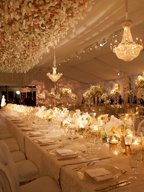 Wedding Ball Room Decoration, Gold And Blush Wedding, Wedding Theme Gold, Luxury Wedding Venues Indoor, White And Gold Wedding Decor, Classic Elegant Wedding Decor, Gold And White Wedding Decorations, Quiet Luxury Wedding, White And Gold Wedding Themes