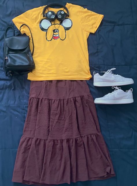 Outfit downtown girl long skirt Adventure time silly little cartoon outfit inspo Jake the dog‼️🎉 Adventure Time Pajamas, Alternative Outfits Colorful, Jake Cosplay Adventure Time, Jake The Dog Cosplay, Silly Outfit Ideas, Happycore Outfit, Adventure Time Inspired Outfits, Mabel Pines Outfits, Adventure Outfit Aesthetic