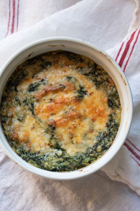 Spinach Madeline Spinach Madeline, Easy Creamed Spinach, Madelines Recipe, Spinach Side, Spinach Side Dish, Vegetarian Meal Plan, Creamy Spinach, Creamed Spinach, Bbq Pulled Pork