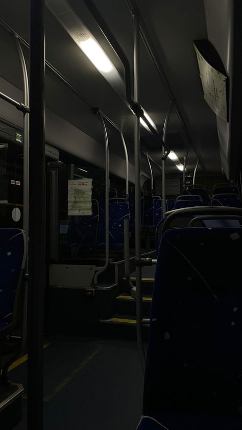 Bus At Night, Train Night, Music Peace, Night Music, Night Aesthetic, Night Time, At Night, Train, Music