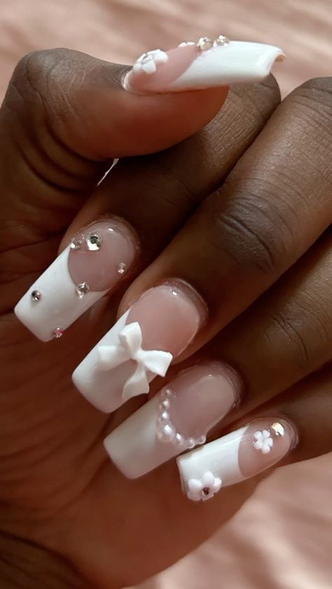 Gem Nail Designs, Fashion Nail Art, French Tip Design, Spring Nail Designs, Nail Fashion, French Tips, Spring Nail, Birthday Nails, Nail Designs Spring