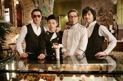 Antique Bakery Antique Bakery, Joo Ji Hoon, James Bond Casino Royale, Kim Jae Wook, Ji Ho, Princess Hours, Opening A Bakery, Marley And Me, Yoo Ah In