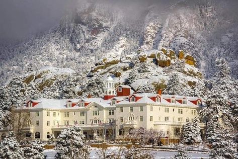 Stanley Hotel Colorado, Puzzle Games For Adults, Denver Trip, Stanley Hotel, The Stanley Hotel, Hdr Pictures, Denver Travel, Free Jigsaw Puzzles, Colorado Living