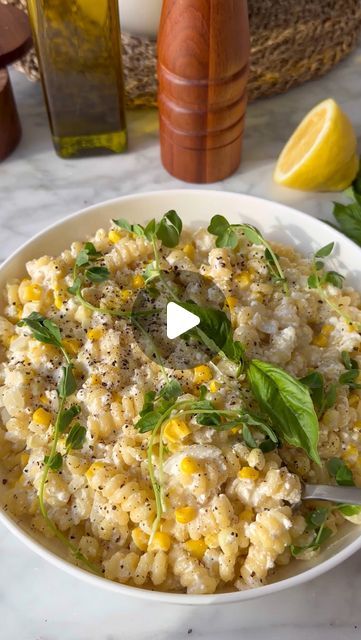 Jamie Milne on Instagram: "creamy corn pasta recipe by @everything_delish 🌽 save this pasta dish for your next quick & easy dinner! 

we all know that corn has had its moment lately, and I’m here for it because I absolutely love my creamy corn pasta dish! this is an easy pasta recipe to make for dinner and the leftovers are great for lunch! the flavors are bright, yet perfect for the summer! Find the recipe below, enjoy xx 

Ingredients 
1 Box of Pasta of choice 
1 Container of Ricotta (I used @trestellecheese ) 
2 tbsp unsalted butter, divided (I used @gayleafoodscoop ) 
1 tbsp olive oil, divided 
2 fresh Corn 
1/2 white onion, diced 
2 tbsp garlic, grated 
1/3 cup dry white wine 
1/2 lemon, juiced 
1/2 lemon, zested 
1/3 cup pasta water - use as needed
1/2 cup cooking cream (I used Seal Creamy Corn Pasta, Easy Pasta Recipe, School Dinner, Corn Pasta, School Dinners, Cooking Cream, Pasta Water, Instagram Recipes, Creamy Corn