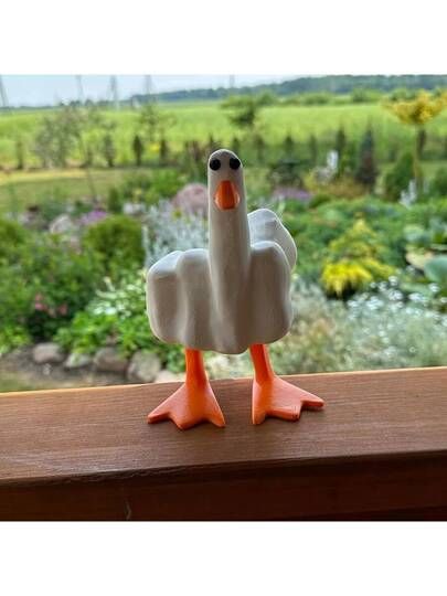 Funny 3d Prints, Lino Ideas, Angry Duck, Duck Ornaments, Duck Decor, Little Duck, Resin Material, Animal Fashion, Mua Sắm