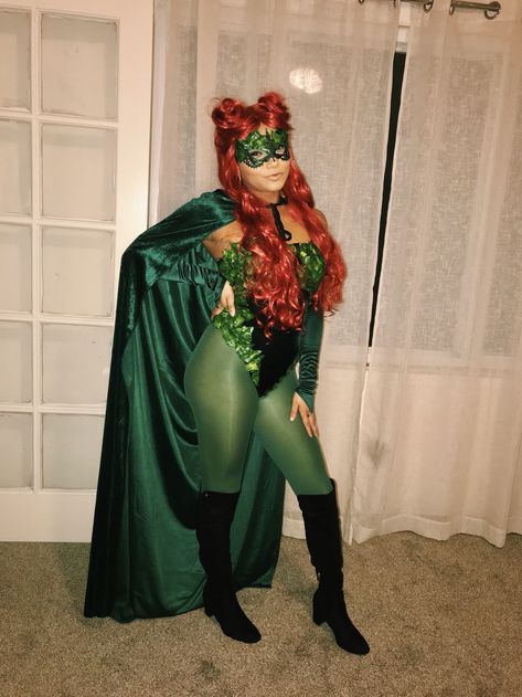 Full outfit flex on Poison Ivy Halloween costume. Inspired by Uma Thurman’s portrayal in Batman & Robin. Most items were found on Amazon and altered  #diy #poisonivy #poison #ivy #batman #umathurman #halloween #costume Poison Ivy Makeup Black Women, Poison Ivy Crown, Modest Poison Ivy Costume, Plus Size Poison Ivy Costume Diy, Poison Ivy And Bane Costume, Position Ivy Costume, Poison Ivy And Riddler Costume, Poison Ivy Halloween Costume Diy, Poison Ivy Costume Plus Size