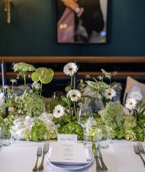 White Table Garland, Flower Arrangements With Ferns, Wedding Centerpieces Whimsical, Organic Wedding Aesthetic, Wedding Florals And Candles, Botanical Event Decor, Modern Museum Wedding, Monochromatic Green Wedding, Green Flower Arrangements Wedding