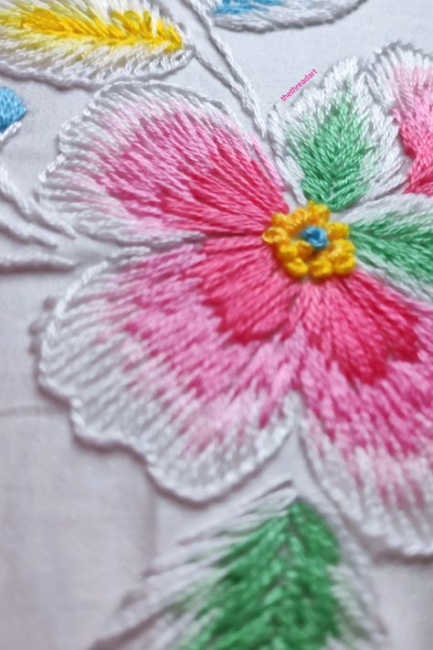 Learn the shading technique with regular embroidery threads Shade Embroidery Designs, Advanced Embroidery, Shading Techniques, Beautiful Flower Designs, Embroidery Threads, Thread Art, French Knot, Satin Stitch, Embroidery Tutorials