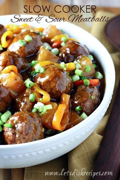 Slow Cooker Sweet and Sour Meatballs Meatballs Pineapple, Party Food Meatballs, Slow Cooker Swedish Meatballs, Glazed Meatballs, Slow Cooker Teriyaki, Sweet And Sour Meatballs, Tasty Meatballs, Meatball Recipe, Easy Slow Cooker