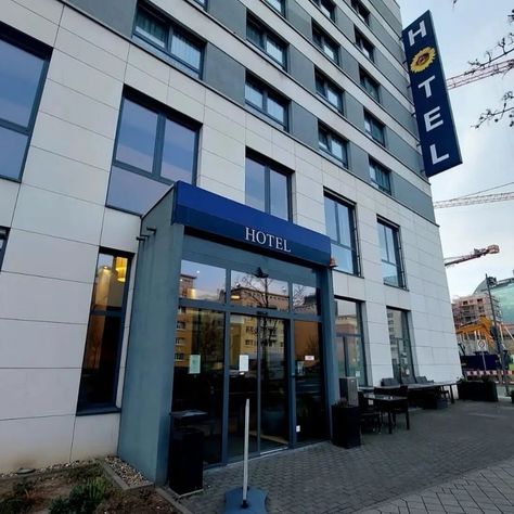 “Checked into a world of elegance and comfort at the Best Western Plus Hotel in Frankfurt! 🌟The hotel’s perfect location is a gateway to the city’s vibrant energy, the rooms are cozy, and the staff is super friendly and welcoming.I totally recommend it for anyone looking for a great place to stay in Frankfurt. Have a fantastic time! #frankfurt #germany #dubai #hotel #travelgram #staycation #hotelreview #picoftheday #followforfollowback #skyline #trending #viral #likes #welcomehotel #hotelfra... Christmas In Frankfurt, Day Trips From Frankfurt, Places To Visit In Frankfurt, Frankfurt Am Main Aesthetic, Best Restaurants In Frankfurt, Itunes Card, Best Western, Hotel Reviews, Luxury Travel