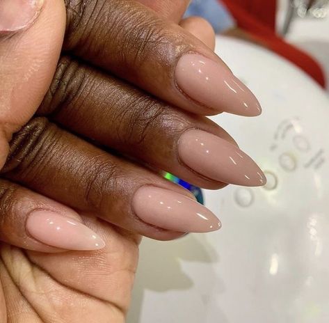 Nails That Look Good On Dark Skin, Black Almond Nails, Work Nails, Fall Acrylic Nails, Classy Acrylic Nails, Short Acrylic, Almond Acrylic Nails, Oval Nails, Neutral Nails