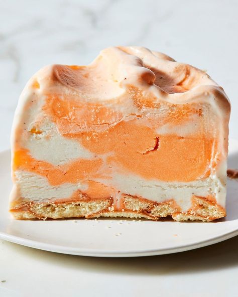 NYT Cooking on Instagram: “@itsalislagle made an Orange Creamsicle Ice Cream Cake with sherbet swirls and a Nilla Wafer crust and just look at it! Recipe link in bio.…” Creamsicle Ice Cream Cake, Orange Creamsicle Ice Cream, Creamsicle Ice Cream, Nilla Wafer Crust, Easy Ice Cream Sandwiches, Sherbet Ice Cream, Creamsicle Cake, Vanilla Wafer Crust, Orange Ice Cream